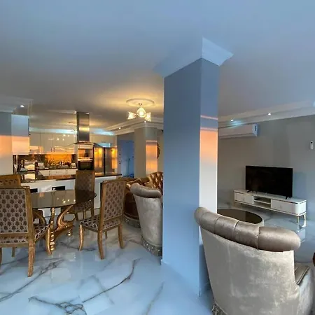 Super Luxury With 5bedroom,pool And Jacuzzi Alanya